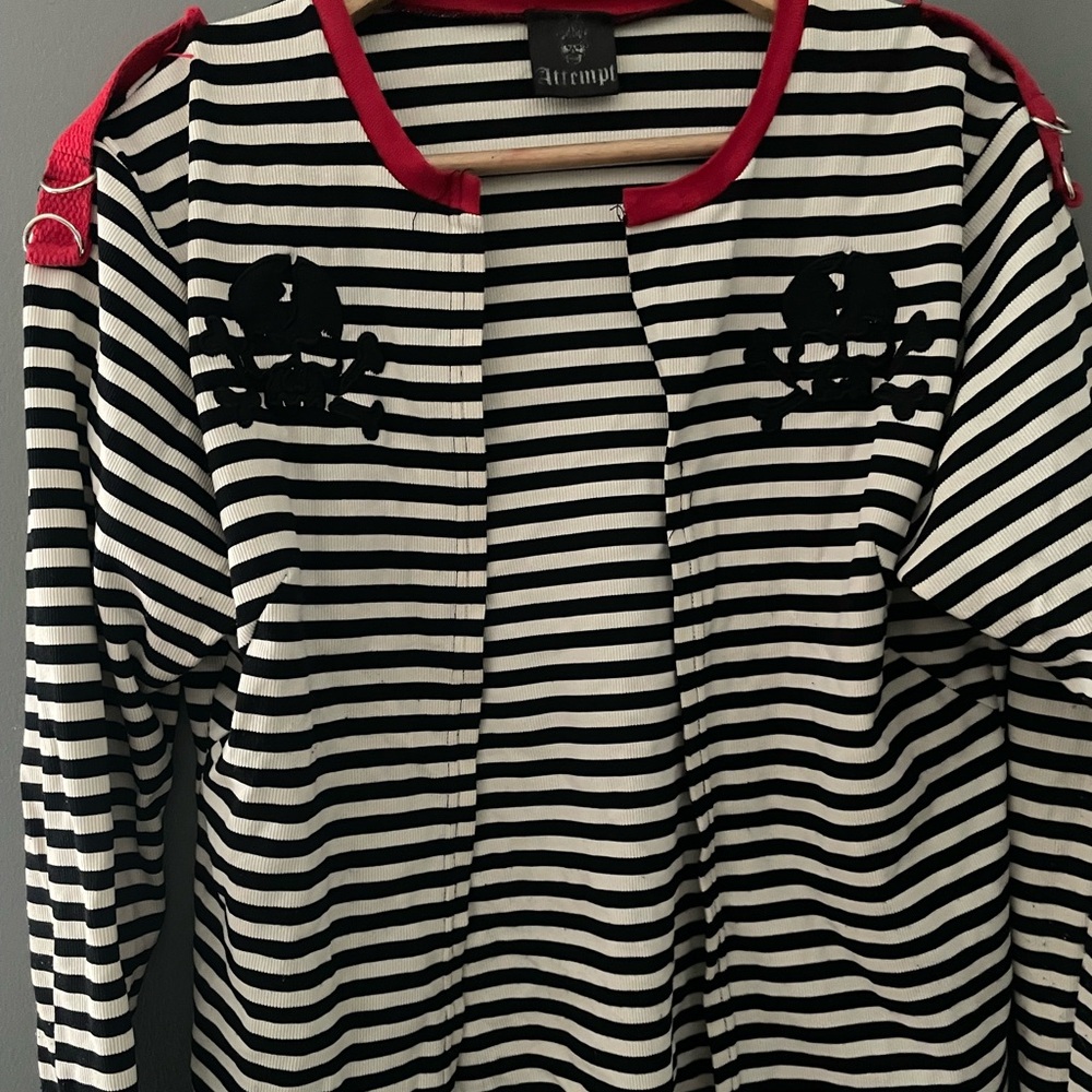 Attempt Striped Skull Cardigan with Red trim XL